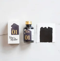 Tom's Studio Atrament Finest Ink - - 01 Deep Black 50 ml