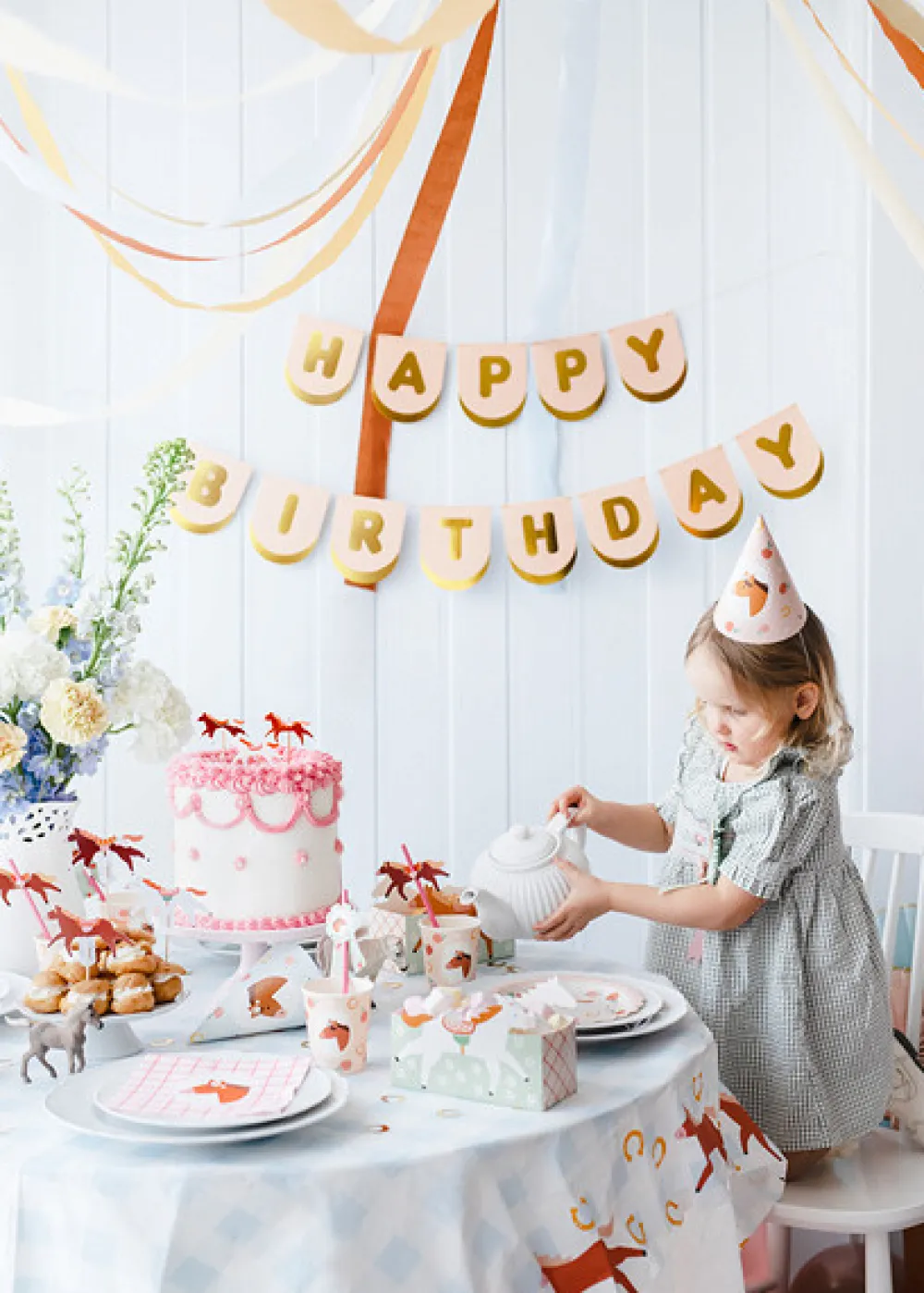 PartyDeco Baner Happy Birthday Konie - różowo-złoty, 13 x 150 cm > Girlandy I Rozety