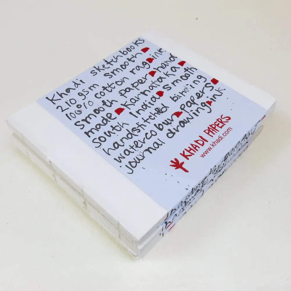 Khadi Papers Blok w książce 100% bawełny 210 g - - Rough 21 x 25 cm 16 ark. > Bloki Szkicowe|Bloki Uniwersalne