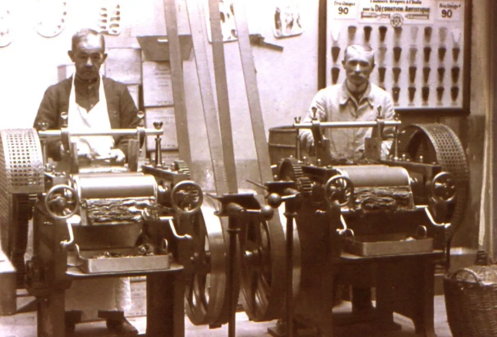 Sennelier Farba akwarelowa w półkostce l’Aquarelle - - 919 Caput Mortum > Farby Akwarelowe
