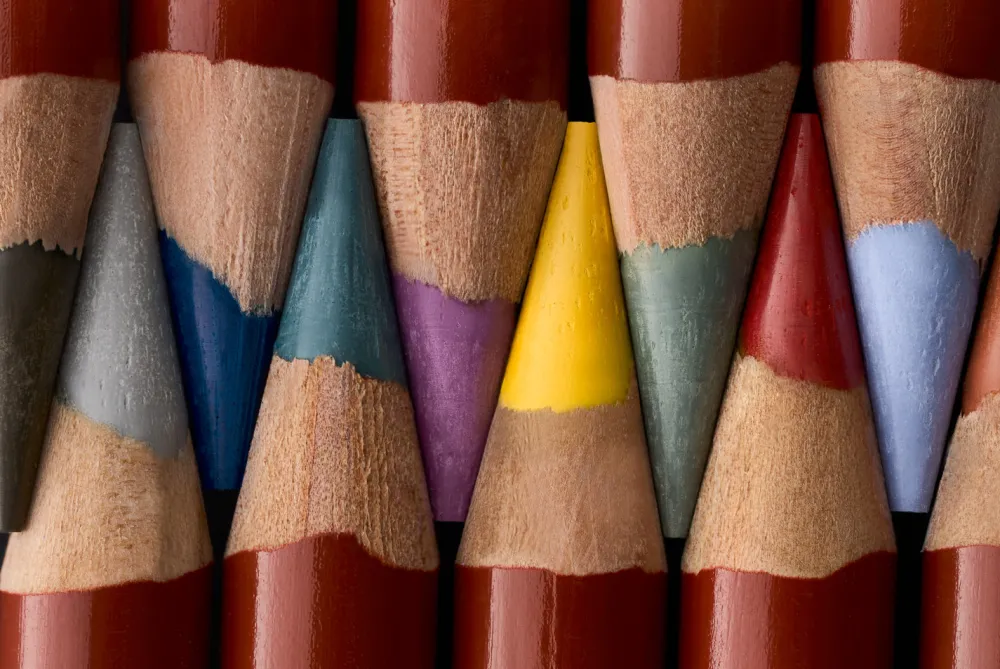 Derwent Kredka Drawing - - 6510 Ruby Earth > Kredki