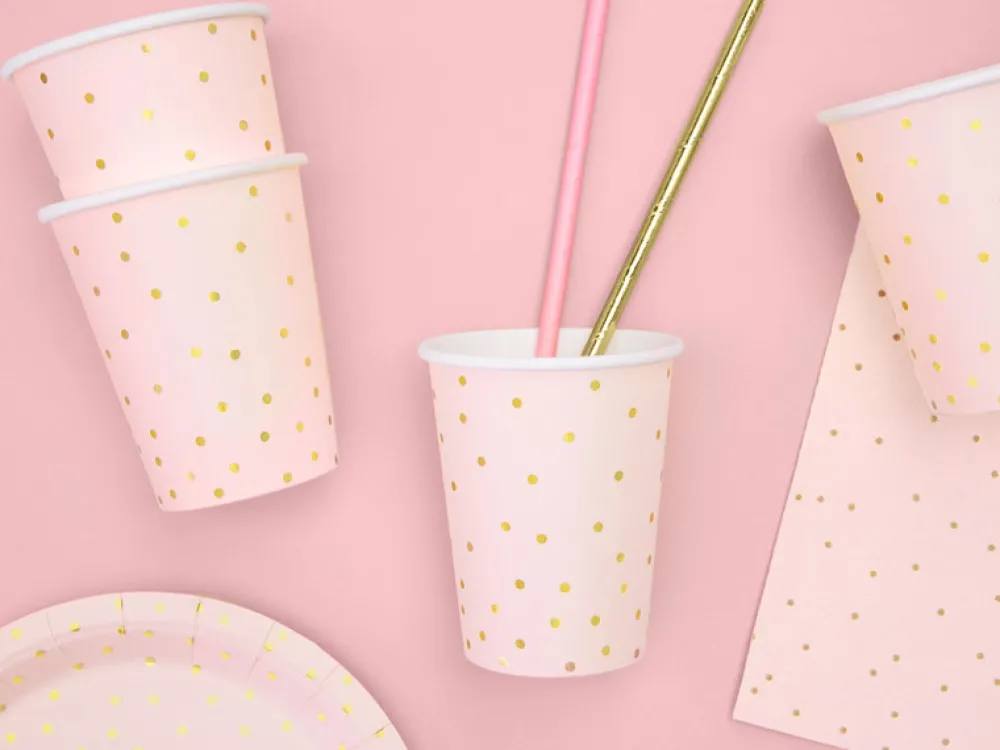 PartyDeco Kubeczki papierowe w złote kropki - jasnoróżowe, 260 ml, 6 szt. > Kubeczki Papierowe
