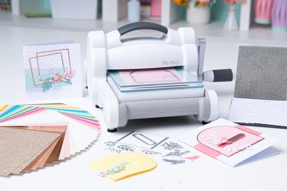 Sizzix Maszyna tnąco - wytłaczająca A5 - Big Shot - zestaw startowy > Maszyny