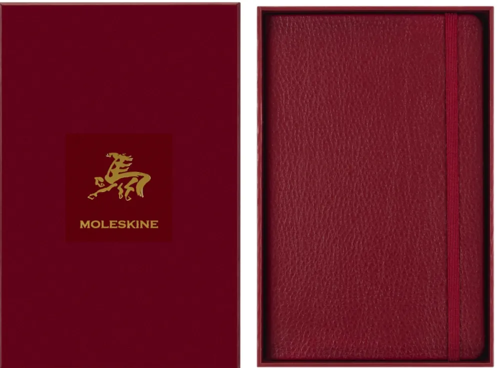 Moleskine Notatnik w linie 2026 Year of the Horse Vegea Box -