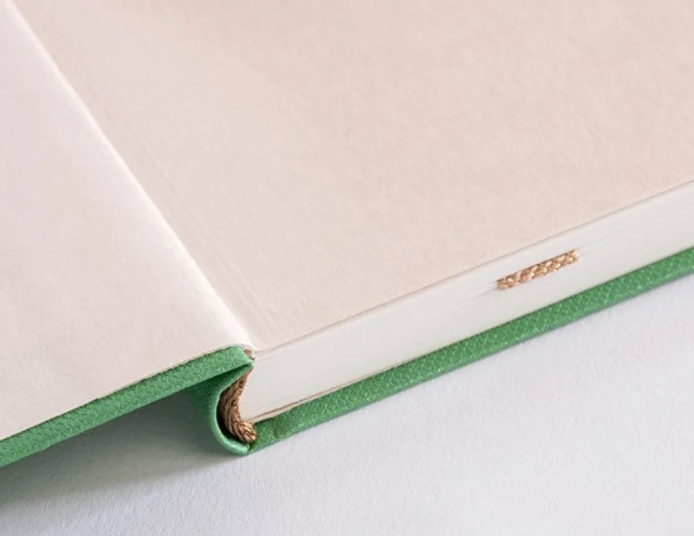 Gmund Notes w kropki Mono - - Sage 115 g 112 ark. > Notatniki W Kropki