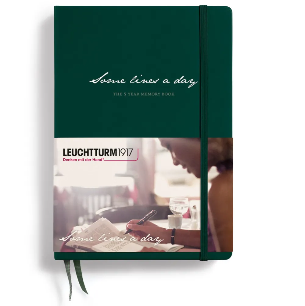 Leuchtturm1917 Pamiętnik pięcioletni Some lines a day A5 - - Forest Green, twarda okładka
