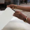 Khadi Papers Papier czerpany 100% bawełny 320 g - - White 30 x 30 cm 20 ark. > Papiery Czerpane
