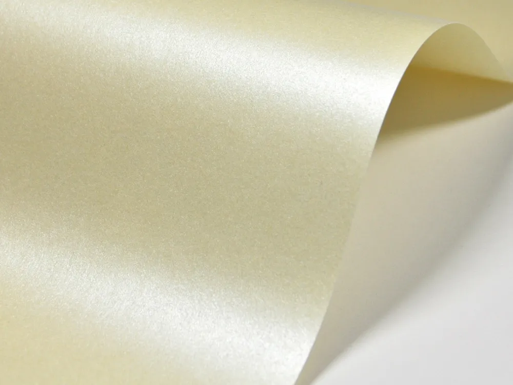 Favini Papier Majestic 120g - Candlelight Cream ecru A4