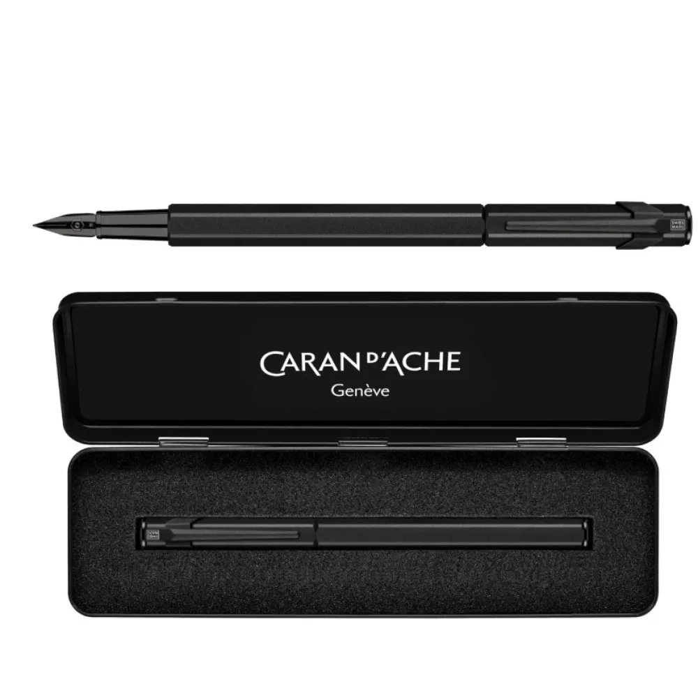 Caran d'Ache Pióro wieczne 849 z etui - - Black Code F > Pióra Wieczne