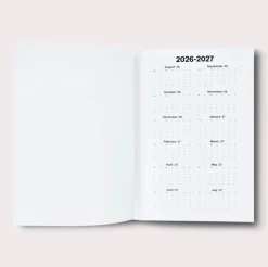 The Completist. Planer akademicki tygodniowy 2026/2027 Celine No.1 A5 - ><noscript><img width=