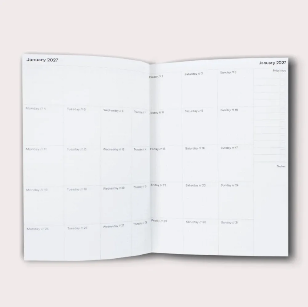 The Completist. Planer akademicki tygodniowy 2026/2027 Celine No.1 A5 - > Kalendarze Książkowe