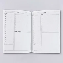 The Completist. Planer dzienny Hildy No.1 A5 - - 90 g/m2 ><noscript><img width=
