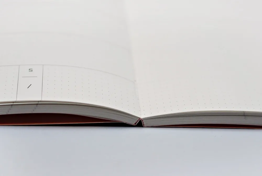 The Completist. Planer tygodniowy niedatowany Celine No.1 A5 - > Planery Niedatowane