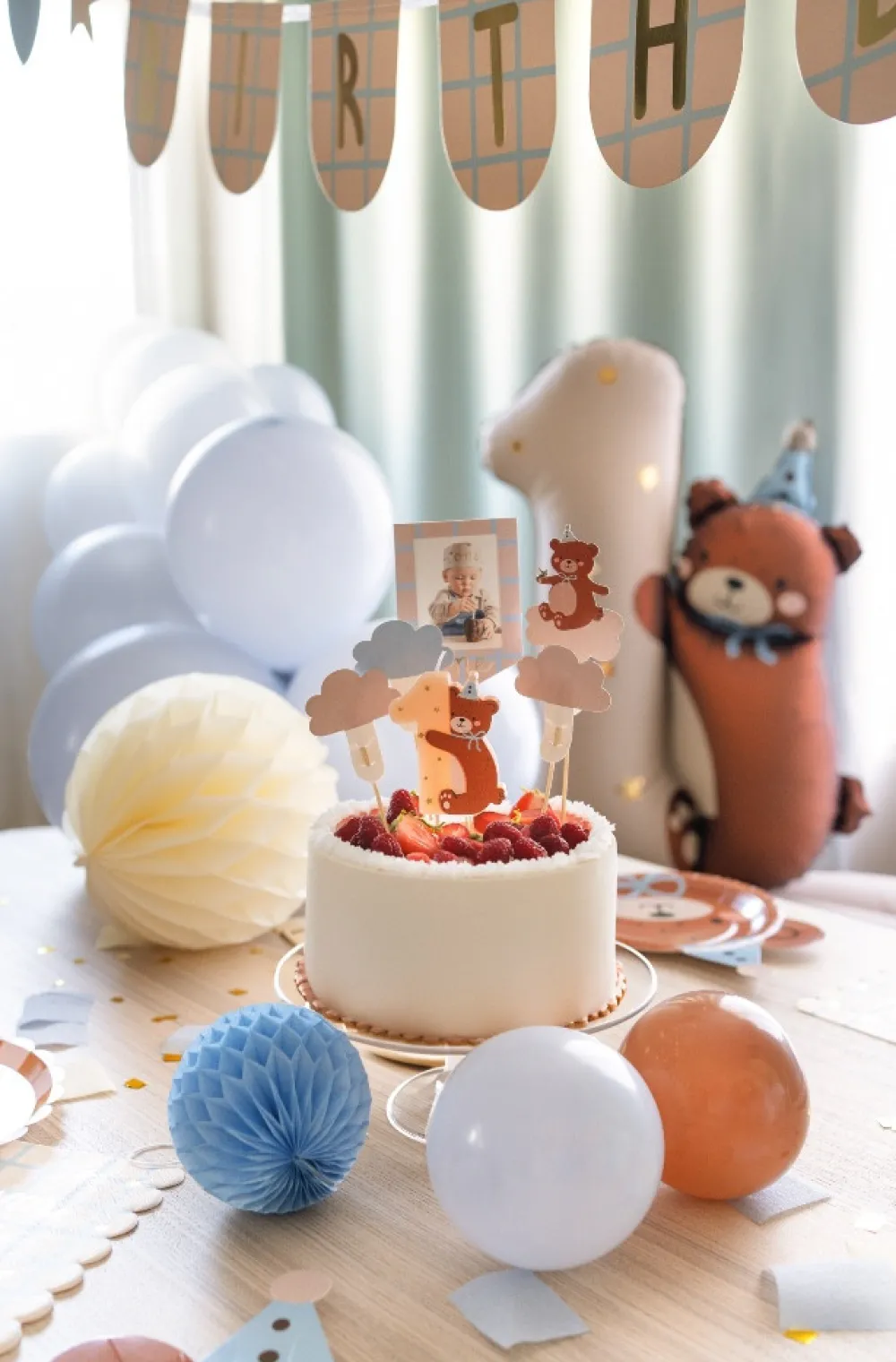 PartyDeco Świeczka urodzinowa cyferka 1 Miś - kremowa 7 cm > Świeczki Urodzinowe
