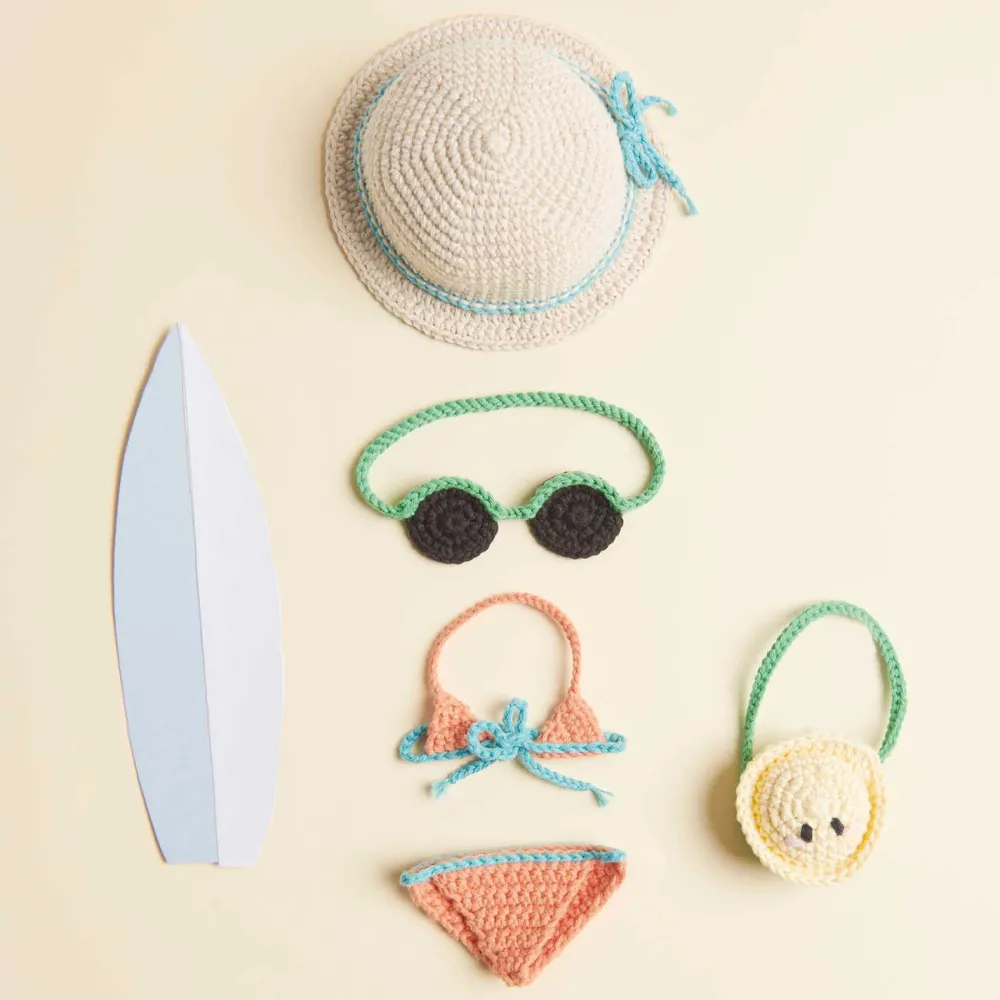Rico Design Zestaw do szydełkowania Ricorumi Dollies - - Holiday Girlfriends > Zestawy Do Haftu