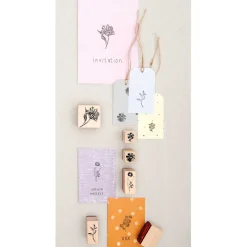 Rico Design Zestaw drewnianych stempli - Paper Poetry - kwiaty, 6 szt. ><noscript><img width=
