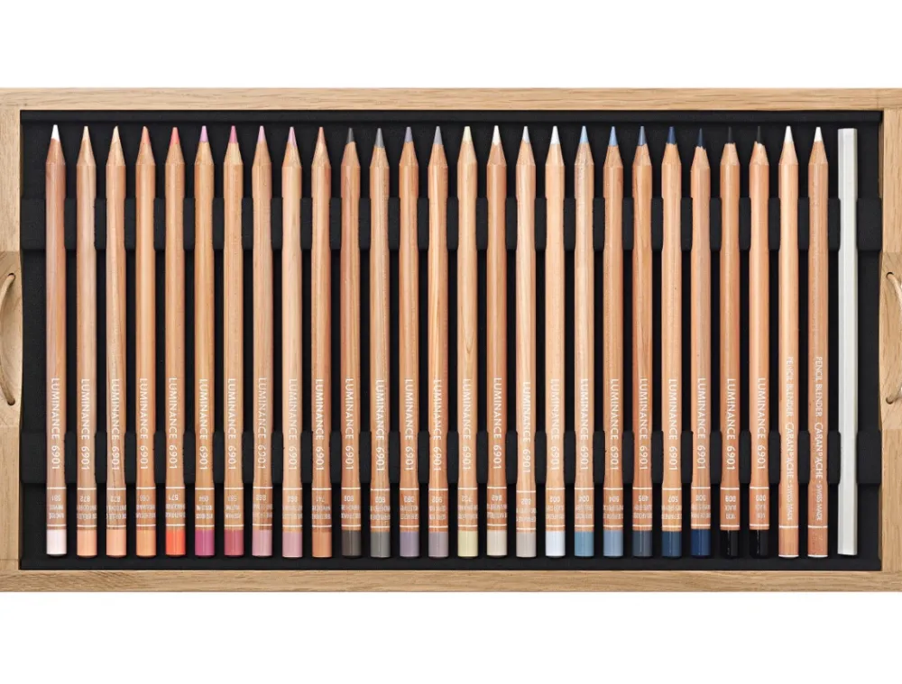 Caran d'Ache Zestaw kredek ołówkowych Luminance w kasecie - - 112 szt.