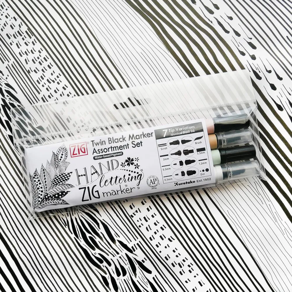 Kuretake Zestaw pisaków Zig Twin Black Marker - - 4 szt. > Markery, Brushpeny I Pisaki|Pisaki Kaligraficzne